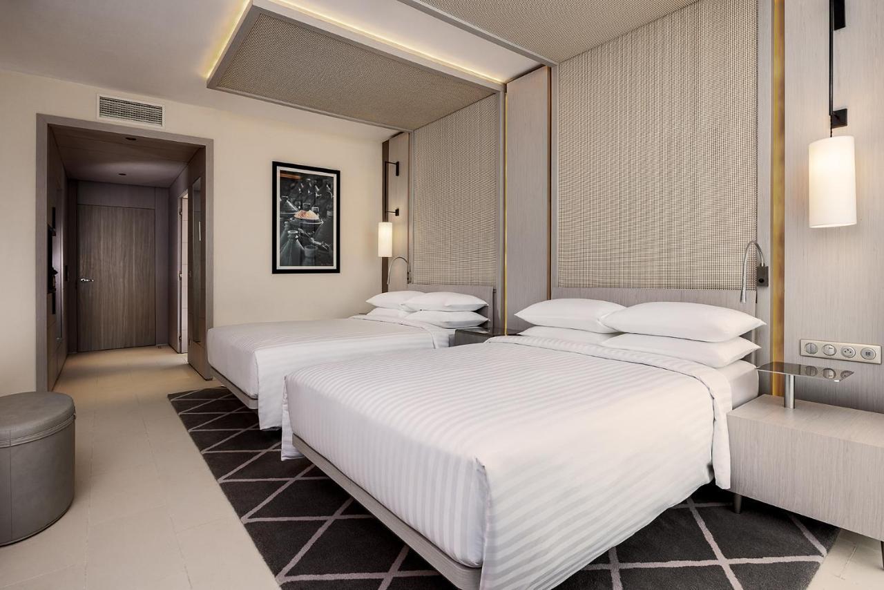 Standard Twin Room,1395445412:JPEG