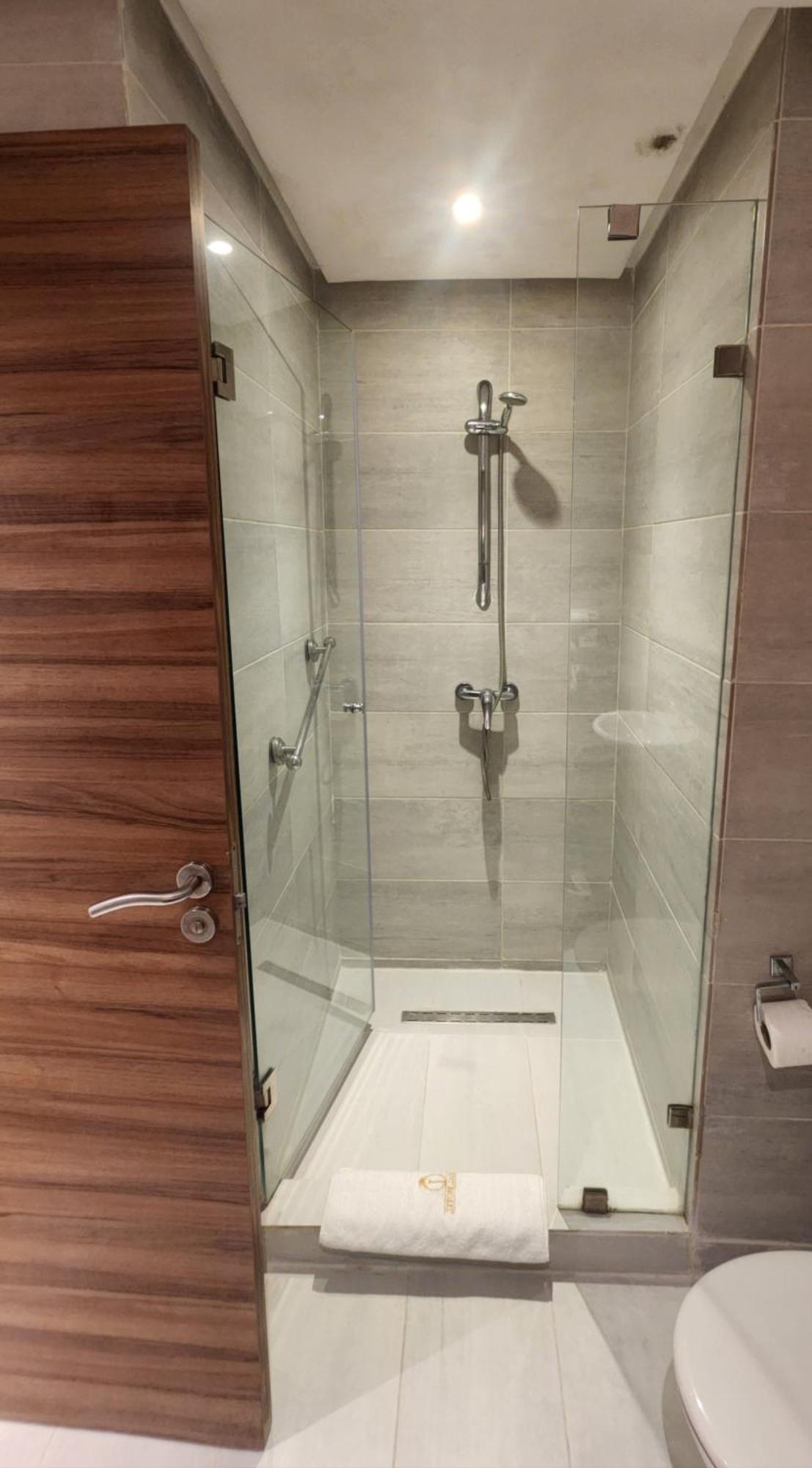 Triple Room,1698213225:JPEG